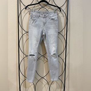 Old Navy Skinny High Waisted Rock Star jeans. Size 2